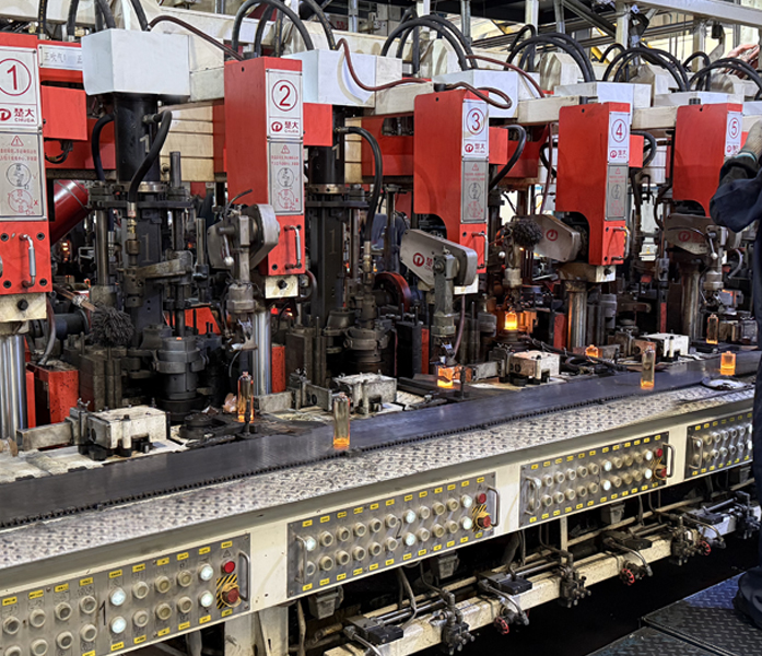 โรงงานแก้วเอชเจ