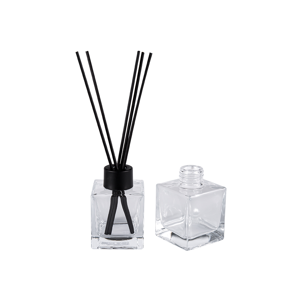 HJ-0309# ขวดน้ำมันหอมระเหยแก้วสี่เหลี่ยม 24 มม. ฝาพลาสติกสีดำด้านสติกเกอร์ไฟเบอร์ฝาอลูมิเนียม